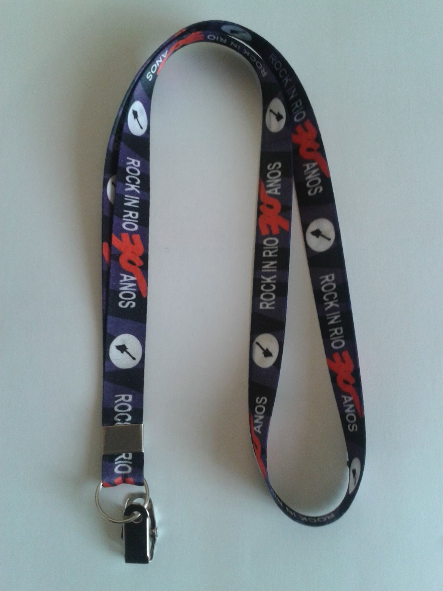 Cordão para crachá personalizado